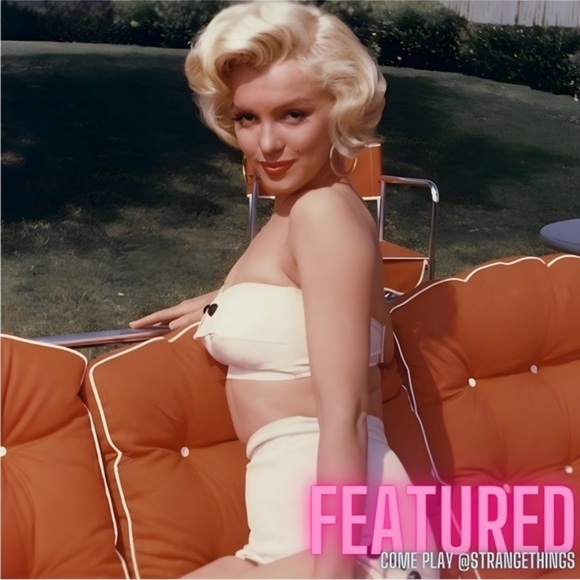LIKE NEW LISTING‎ Marilyn Monroe Share/Posh Game #3 - Picture 14 of 16